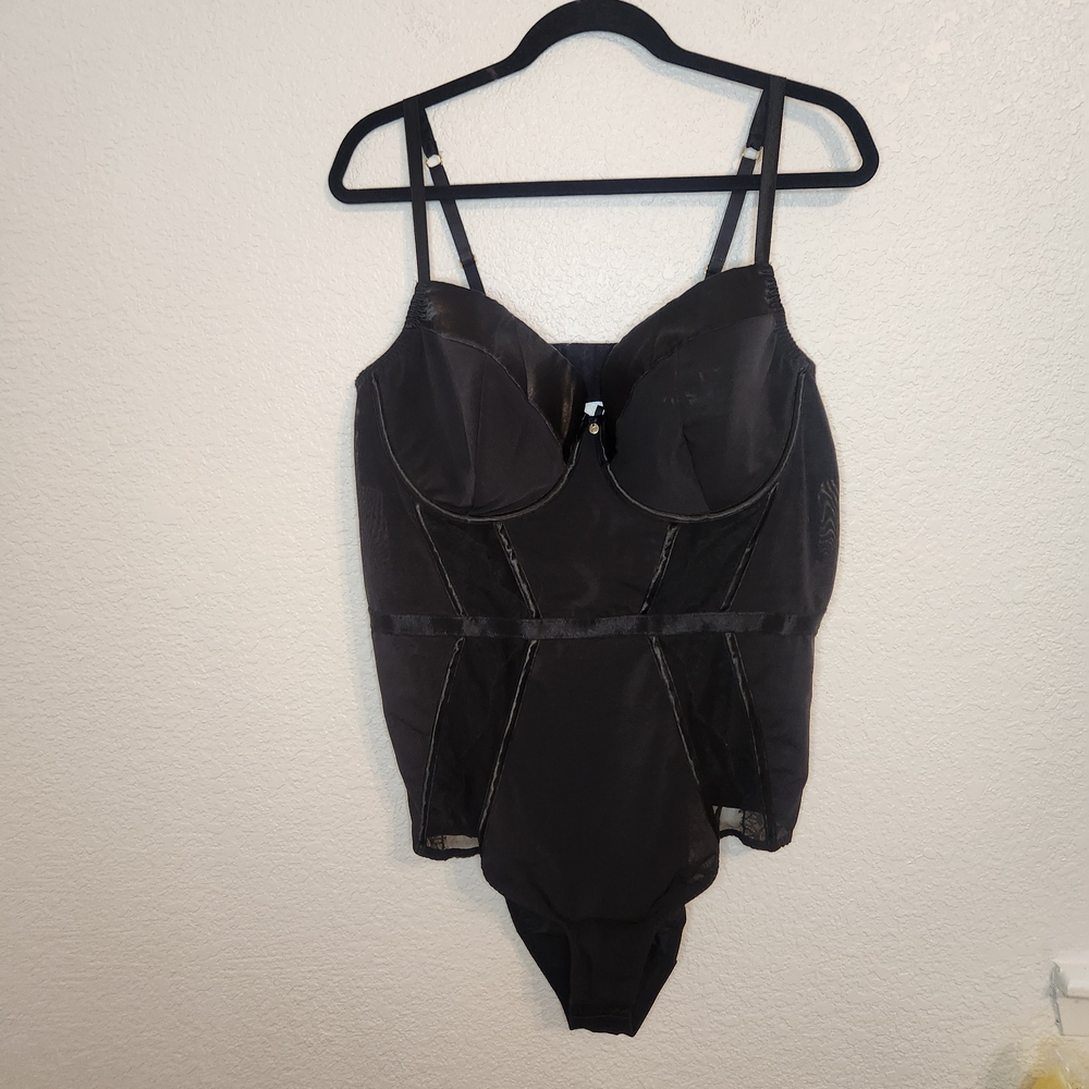 Cacique Black lace bodysuit size 44DD